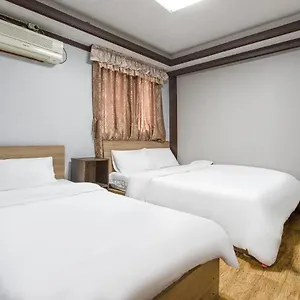 Motel Keumkang, Seul