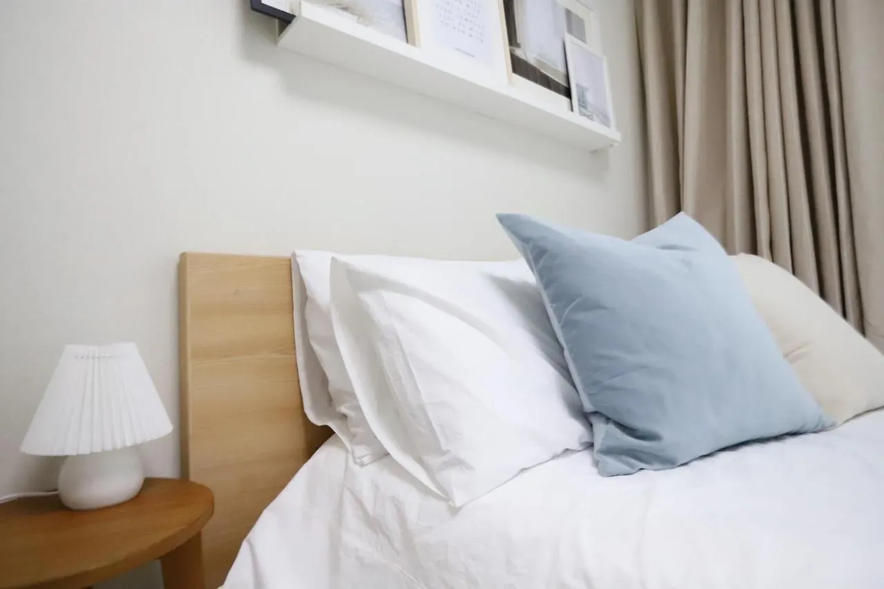 Apartment The Share Myeongdong Seoul