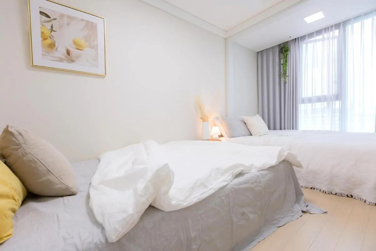 Apartment The Share Myeongdong Seoul 0*,