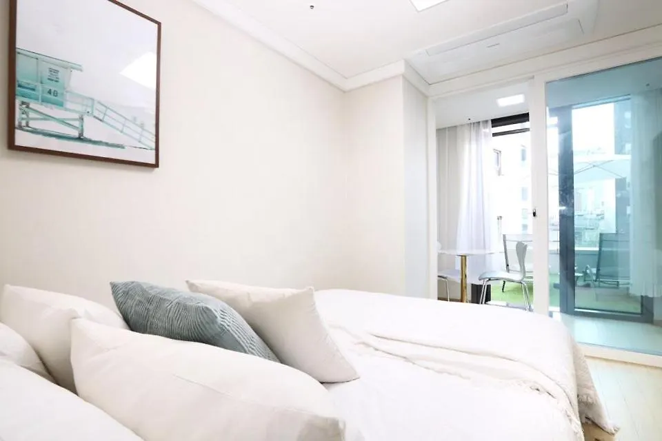 Apartment The Share Myeongdong Seoul
