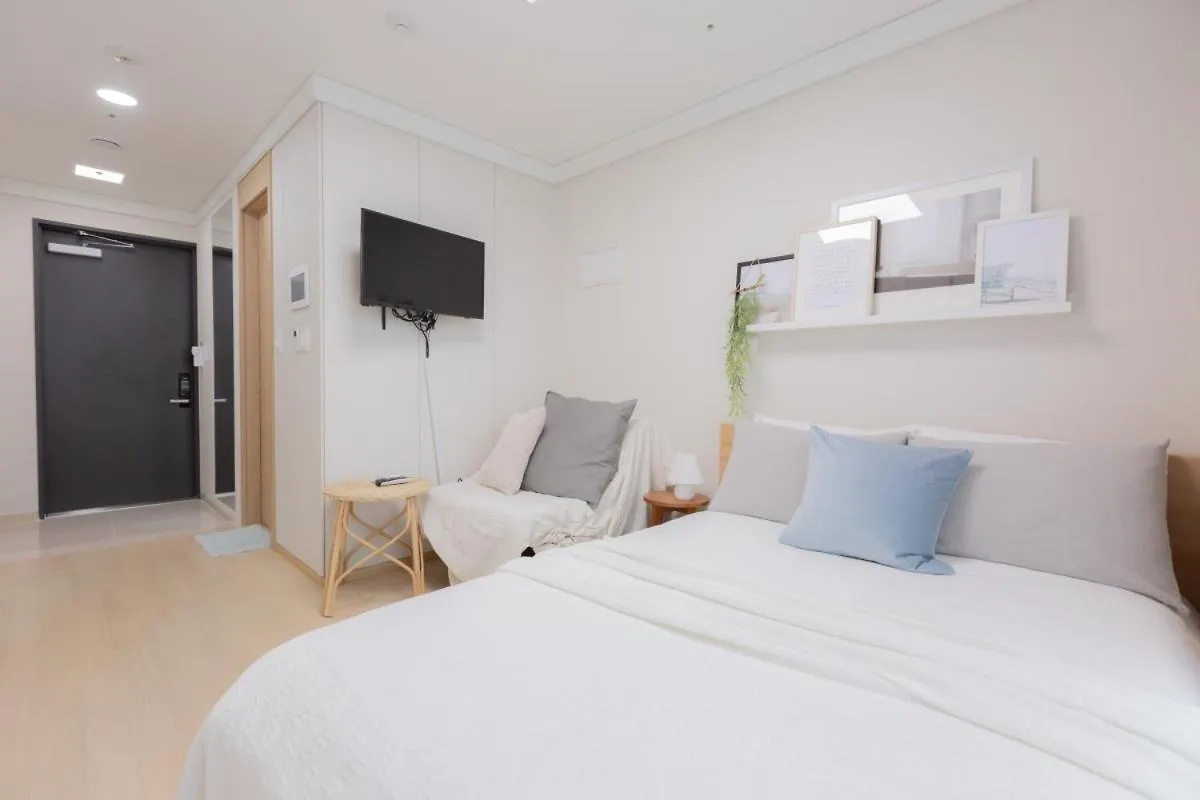 Apartment The Share Myeongdong Seoul