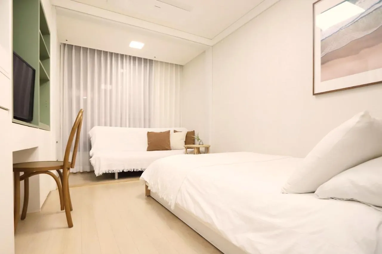 Apartment The Share Myeongdong Seoul